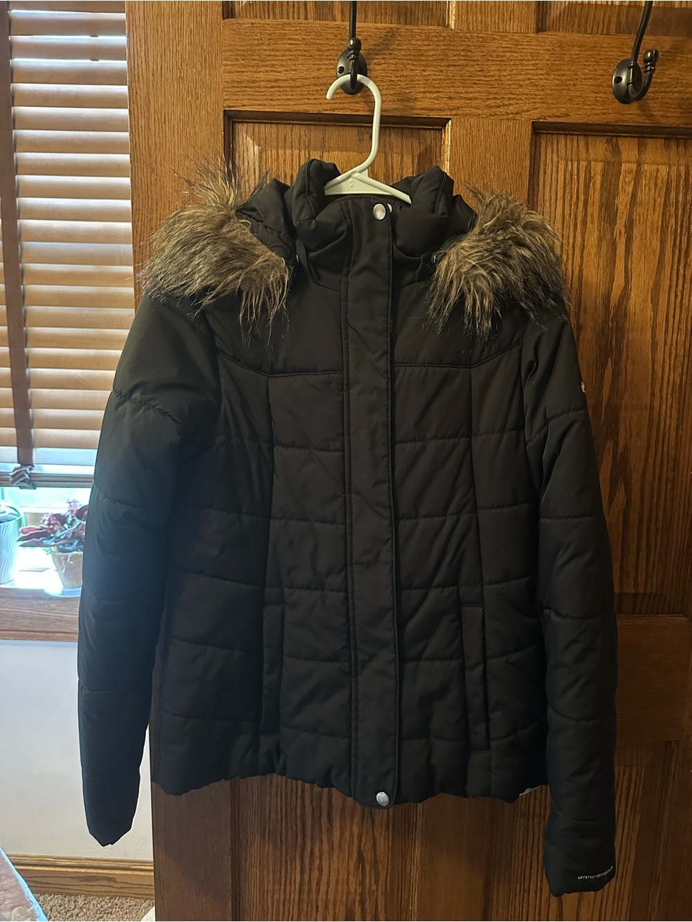 Women's Columbia Black Puffer Jacket with Faux Fur Hood
